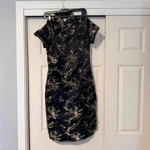 Traditional Chinese Silk Qipao Dress by Whitby - Size 38 (US 10)